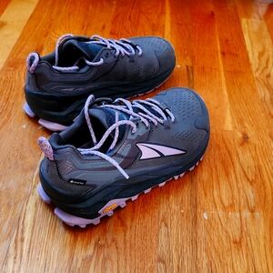 Altra Women's Olympus 5 Hike Low GTX Trail Shoe